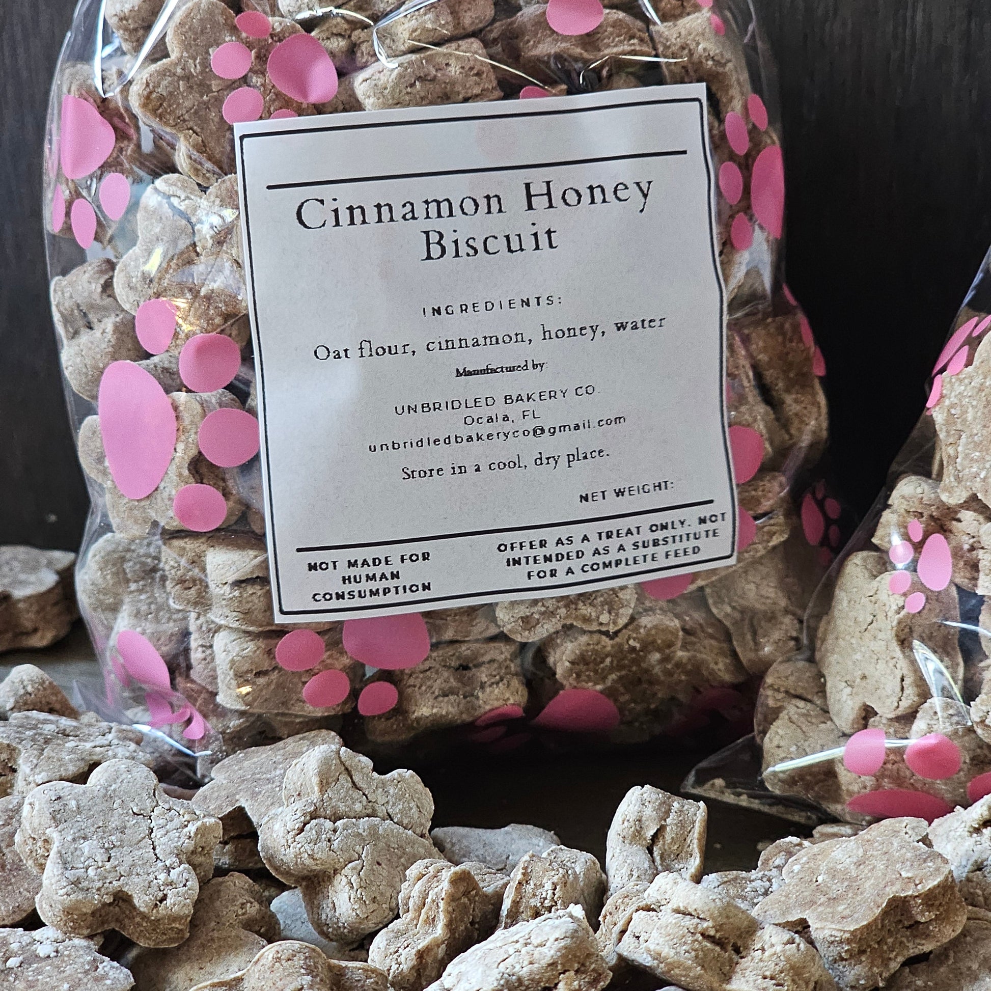 Natural dog treats made with cinnamon and honey
