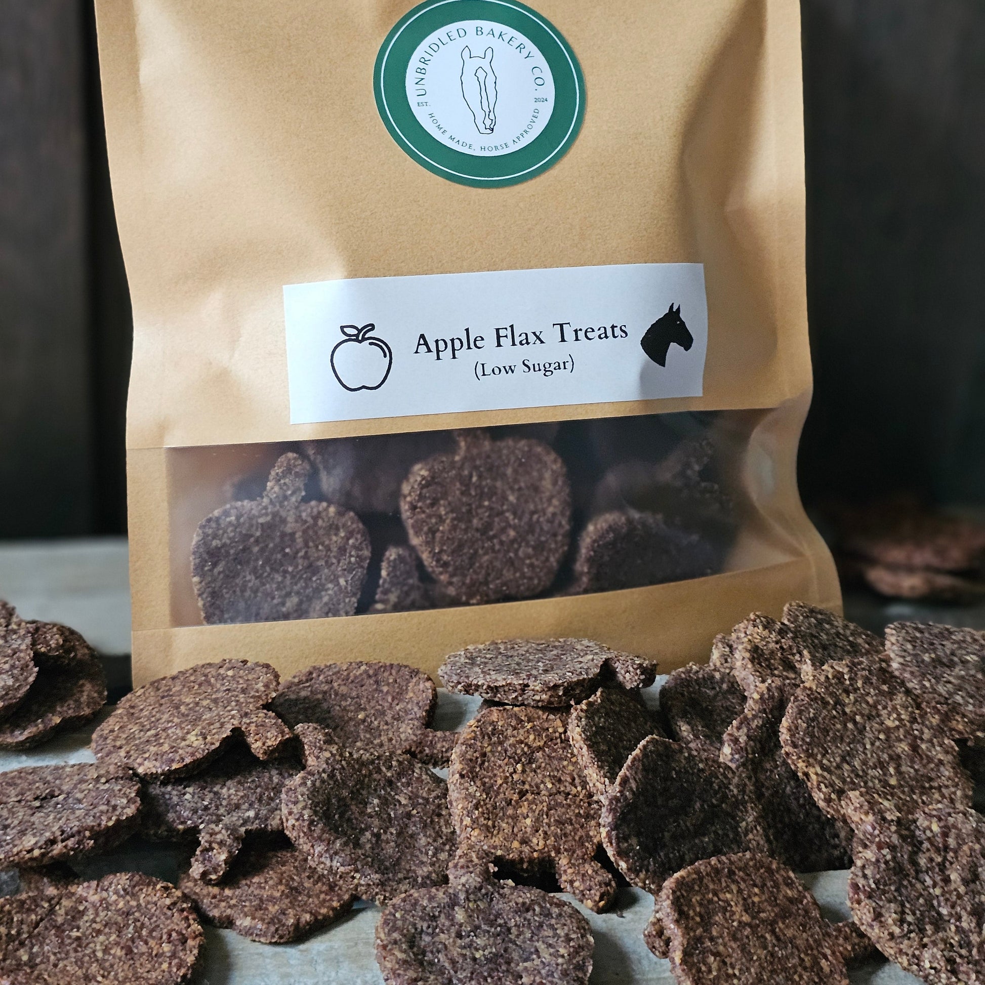 Low sugar apple flax horse treats